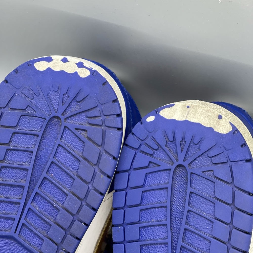 Jordan 1 Retro High ‘Deep Royal Blue’ (Size 6Y) - Picture 8 of 8